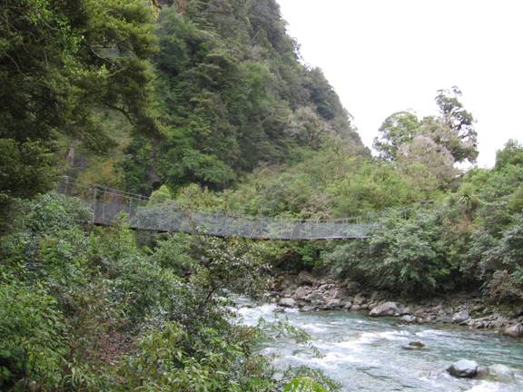 4. Hidden falls Swingbridge